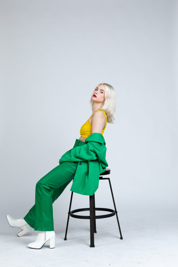 StudioPortraitPhotography 17 683x1024